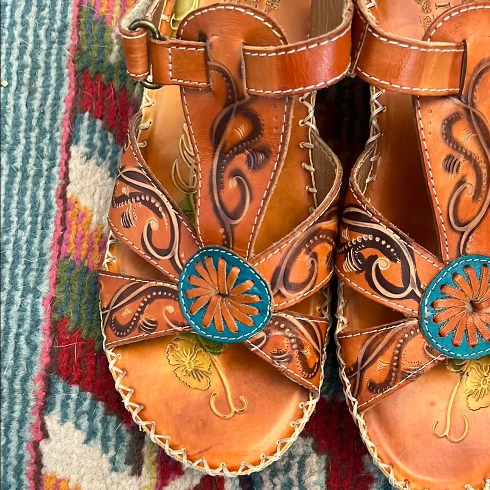 L’artiste Leather Sandals - Brown and Blue - Picture 2 of 5